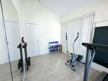 VENTA CASA URB. EL CONDADO