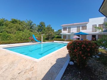 CARMEN DE APICALA- CASA DE RECREO 