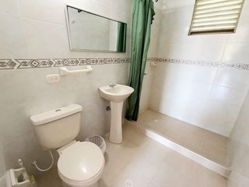 CARMEN DE APICALA- CASA DE RECREO 
