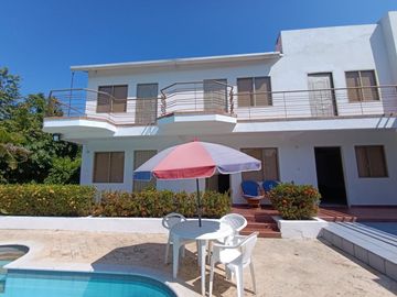 CARMEN DE APICALA- CASA DE RECREO 