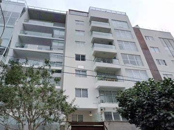SE VENDE DUPLEX 27O M2 CERCA A MALECON BALTA Y CISNERROS