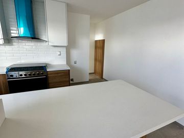 VENTA CASA CON ROOF GARDEN, JARDÍN Y ESTUDIO EN ZEN LIFE II