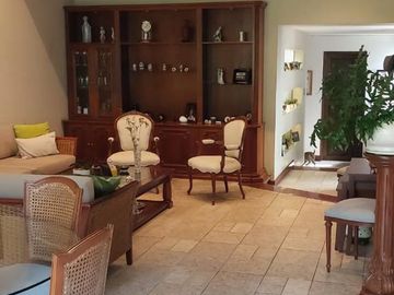 ESPECTACULAR CASA EN EL ALAMO, DE DOS PISOS, 4 DORM, SALON DE JUEGOS, JARDIN, BBQ, SURCO