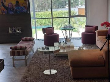 ESPECTACULAR CASA EN EL ALAMO, DE DOS PISOS, 4 DORM, SALON DE JUEGOS, JARDIN, BBQ, SURCO