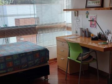 ESPECTACULAR CASA EN EL ALAMO, DE DOS PISOS, 4 DORM, SALON DE JUEGOS, JARDIN, BBQ, SURCO