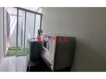 Casa De Dos Pisos En Venta En El Condominio Club Los Sauces(T. ENEQUE)