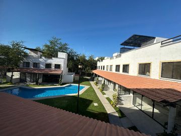 Casa en Venta con alberca con 3 recamaras al sur de Cuernavaca