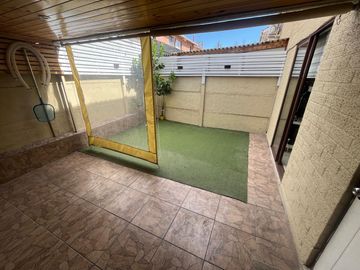 Casa en Conjunto Jardín del Sur, Sector El Abrazo de Maipú.