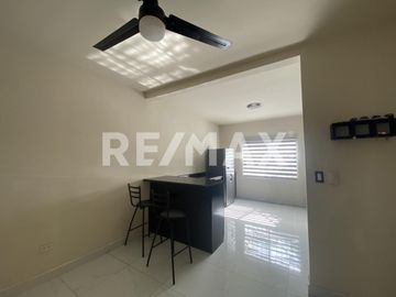 CASA CON 4 ESTUDIOS EN VENTA
