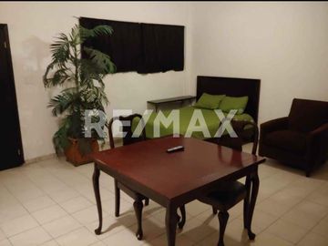 CASA CON 4 ESTUDIOS EN VENTA