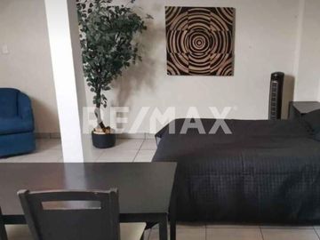 CASA CON 4 ESTUDIOS EN VENTA