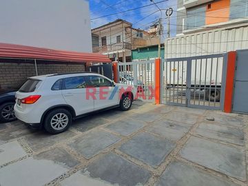 Alquilo Departamento Frente Al Mar - Pimentel.(A.MELENDRES)