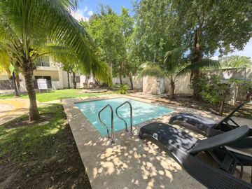 Departamento de 3 habitaciones, 2 baños completos en Selvanova coto 6, Playa del Carmen, Quintana Roo.
