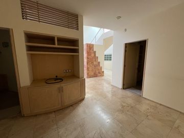 VENTA DE CASA EN VALLE DEL CAMPESTRE, ZONA NORTE, LEÓN, GTO.