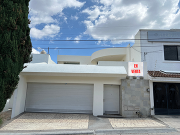 VENTA DE CASA EN VALLE DEL CAMPESTRE, ZONA NORTE, LEÓN, GTO.