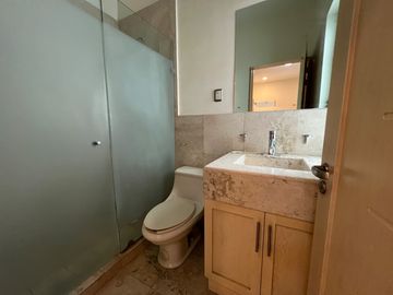 VENTA DE CASA EN VALLE DEL CAMPESTRE, ZONA NORTE, LEÓN, GTO.