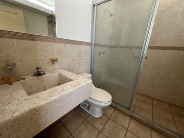 VENTA DE CASA EN VALLE DEL CAMPESTRE, ZONA NORTE, LEÓN, GTO.