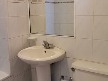 Vendo comodo departamento Avenida Iquique, cerca de Santo Tomas, Antofagasta
