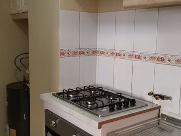 Vendo comodo departamento Avenida Iquique, cerca de Santo Tomas, Antofagasta