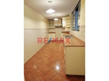 Venta Departamento Urb. Santa Rosa De Surco