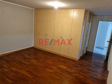 Venta Departamento Urb. Santa Rosa De Surco
