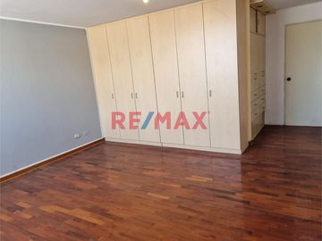 Venta Departamento Urb. Santa Rosa De Surco