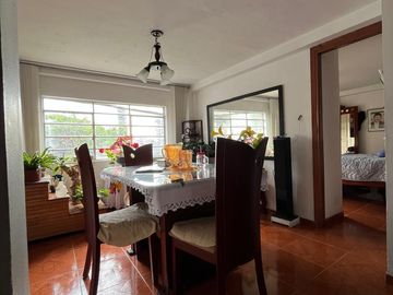 VENTA CASA A DOS CUADRAS DEL PARQUE PRINCIPAL DE VILLAMARIA CON OPCIÓN DE PERMUTA
