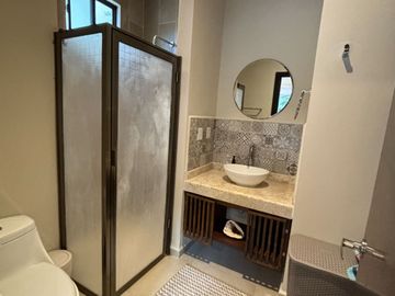 DEPARTAMENTO EN VENTA EN PLAYA DEL CARMEN CON 3 RECAMARAS