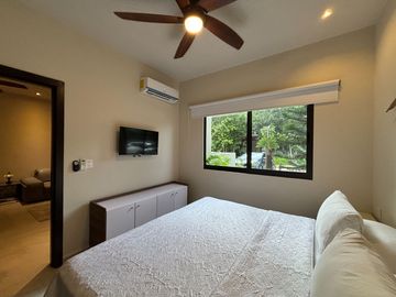 DEPARTAMENTO EN VENTA EN PLAYA DEL CARMEN CON 3 RECAMARAS