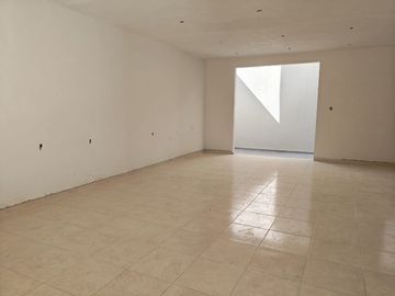 🏡 🏡 ¡ CASA EN PRE-VENTA  COL. EXQUITLAN, TULANCINGO HGO, esta hermosa propiedad de 3 recámaras está lista para convertirse en tu nueva casa. 🏡 🏡