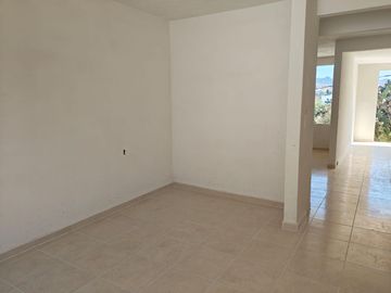 🏡 🏡 ¡ CASA EN PRE-VENTA  COL. EXQUITLAN, TULANCINGO HGO, esta hermosa propiedad de 3 recámaras está lista para convertirse en tu nueva casa. 🏡 🏡