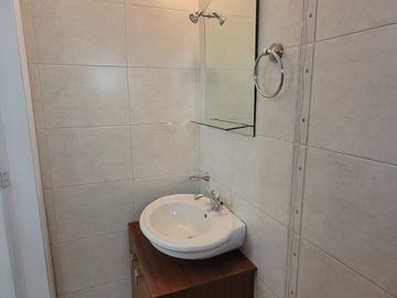Se Vende Linda Casa en Conjunto Privado dentro de la Urb. Pinar Alto a minutos del Centro Comercial El Bosque