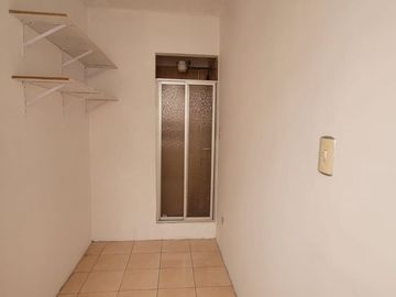 Se Vende Linda Casa en Conjunto Privado dentro de la Urb. Pinar Alto a minutos del Centro Comercial El Bosque