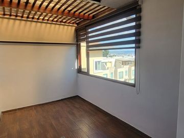 Se Vende Linda Casa en Conjunto Privado dentro de la Urb. Pinar Alto a minutos del Centro Comercial El Bosque