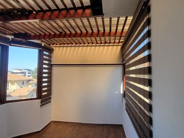 Se Vende Linda Casa en Conjunto Privado dentro de la Urb. Pinar Alto a minutos del Centro Comercial El Bosque