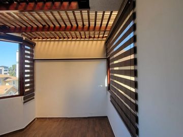 Se Vende Linda Casa en Conjunto Privado dentro de la Urb. Pinar Alto a minutos del Centro Comercial El Bosque