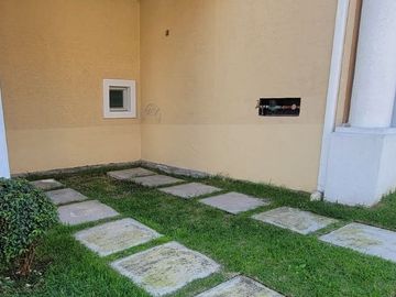 Se Vende Linda Casa en Conjunto Privado dentro de la Urb. Pinar Alto a minutos del Centro Comercial El Bosque