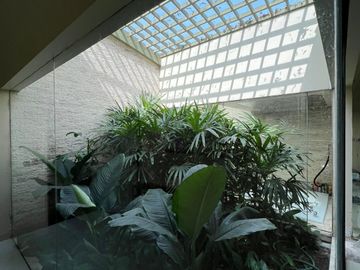 Hermosa residencia en la Planicie con salida Al Golf