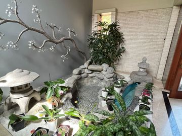 Hermosa residencia en la Planicie con salida Al Golf