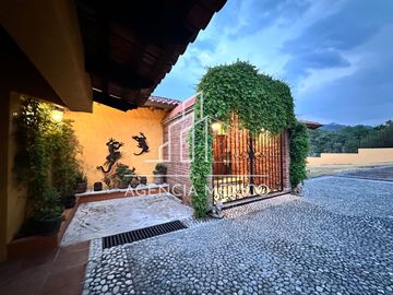 La Estadia , Hermosa Casa en Venta