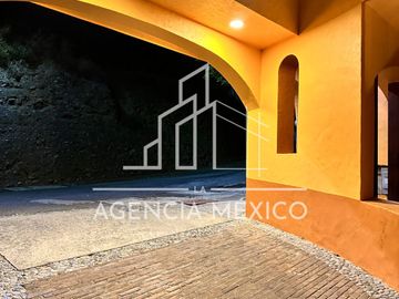 La Estadia , Hermosa Casa en Venta