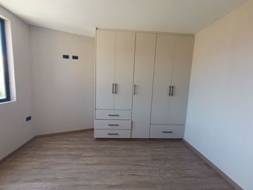 CASA RENTERA CON DEPARTAMENTO EN VENTA EN RICAURTE