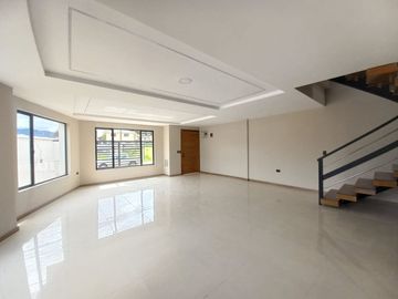 CASA RENTERA CON DEPARTAMENTO EN VENTA EN RICAURTE