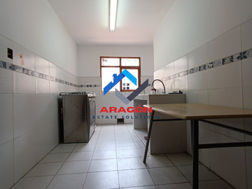 VENDPO DUPLEX EN SANTA ANITA