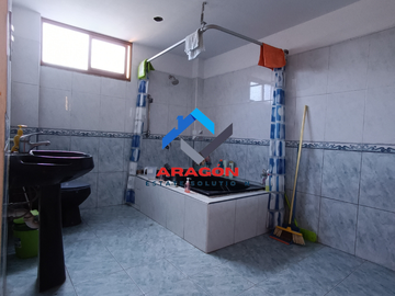 VENDPO DUPLEX EN SANTA ANITA