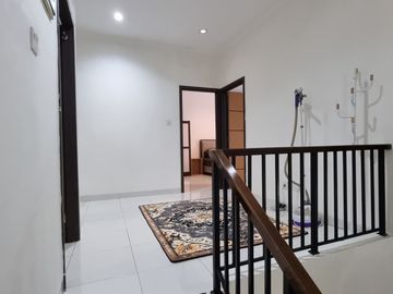Rumah Sewa Discovery Sektor 7 Bintaro Jaya Furnish Rapih dan Bersih
