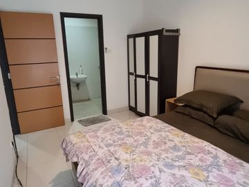Rumah Sewa Discovery Sektor 7 Bintaro Jaya Furnish Rapih dan Bersih
