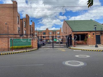 VENTA CASA en VILLA DEL MEDITERRANEO BOGOTA -Tres niveles