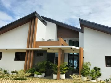For Sale Beach House in Luyang, Carmen Cebu