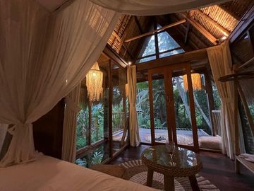 Jungle Views & Airbnb Potential: Modern Leasehold Villa in Ubud